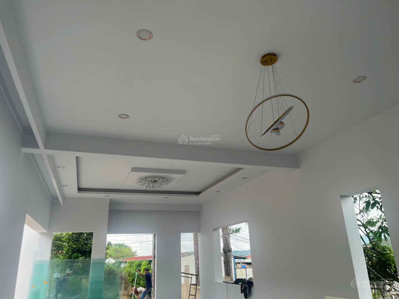 Nhà nghỉ dưỡng bám suối đá ven Đà Lạt full nội thất, 3,55 tỷ, 363m2, 3PN + 3WC Nhà nghỉ dưỡng bám suối đá ven Đà Lạt full nội thất, 3,55 tỷ, 363m2, 3PN + 3WC