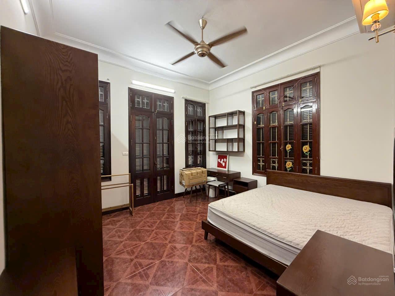 Bán BT khu phân lô vip 59 Láng Hạ 125m2 MT 9,5 m đường hè ô tô 49,99 tỷ