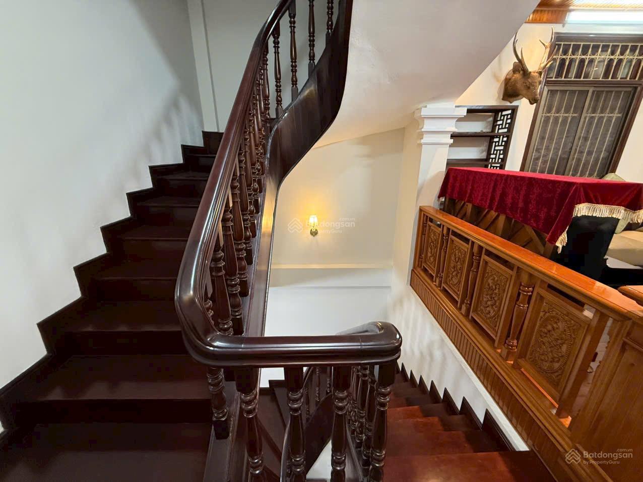 Bán BT khu phân lô vip 59 Láng Hạ 125m2 MT 9,5 m đường hè ô tô 49,99 tỷ