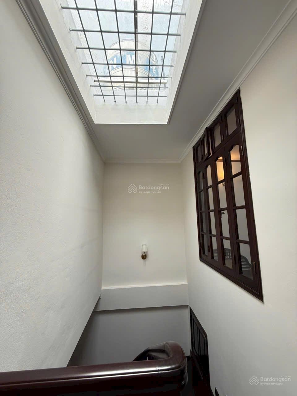 Bán BT khu phân lô vip 59 Láng Hạ 125m2 MT 9,5 m đường hè ô tô 49,99 tỷ