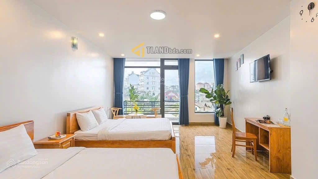 Bán khách sạn Tô Hiến Thành, 27 tỷ, 351m2 (300m2 thổ cư), 32 PN, đang cho thuê 86 tr/th, hot