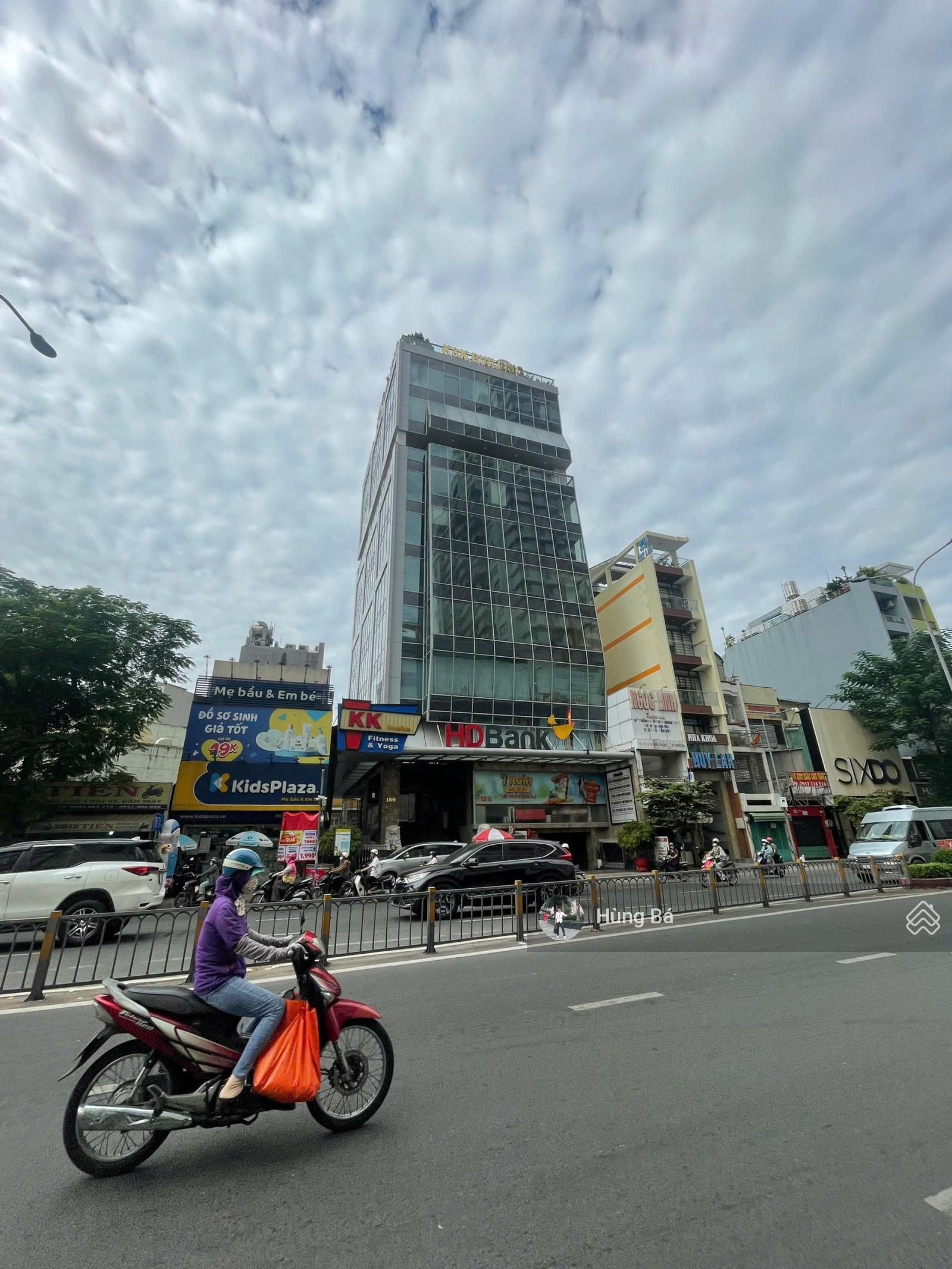 Tòa building khan hiếm! Mặt tiền Lê Văn Duyệt. DT: 8 x 30m - hầm 10 tầng - HĐT: 400tr. Giá 90 tỷ Tòa building khan hiếm! Mặt tiền Lê Văn Duyệt. DT: 8 x 30m - hầm 10 tầng - HĐT: 400tr. Giá 90 tỷ