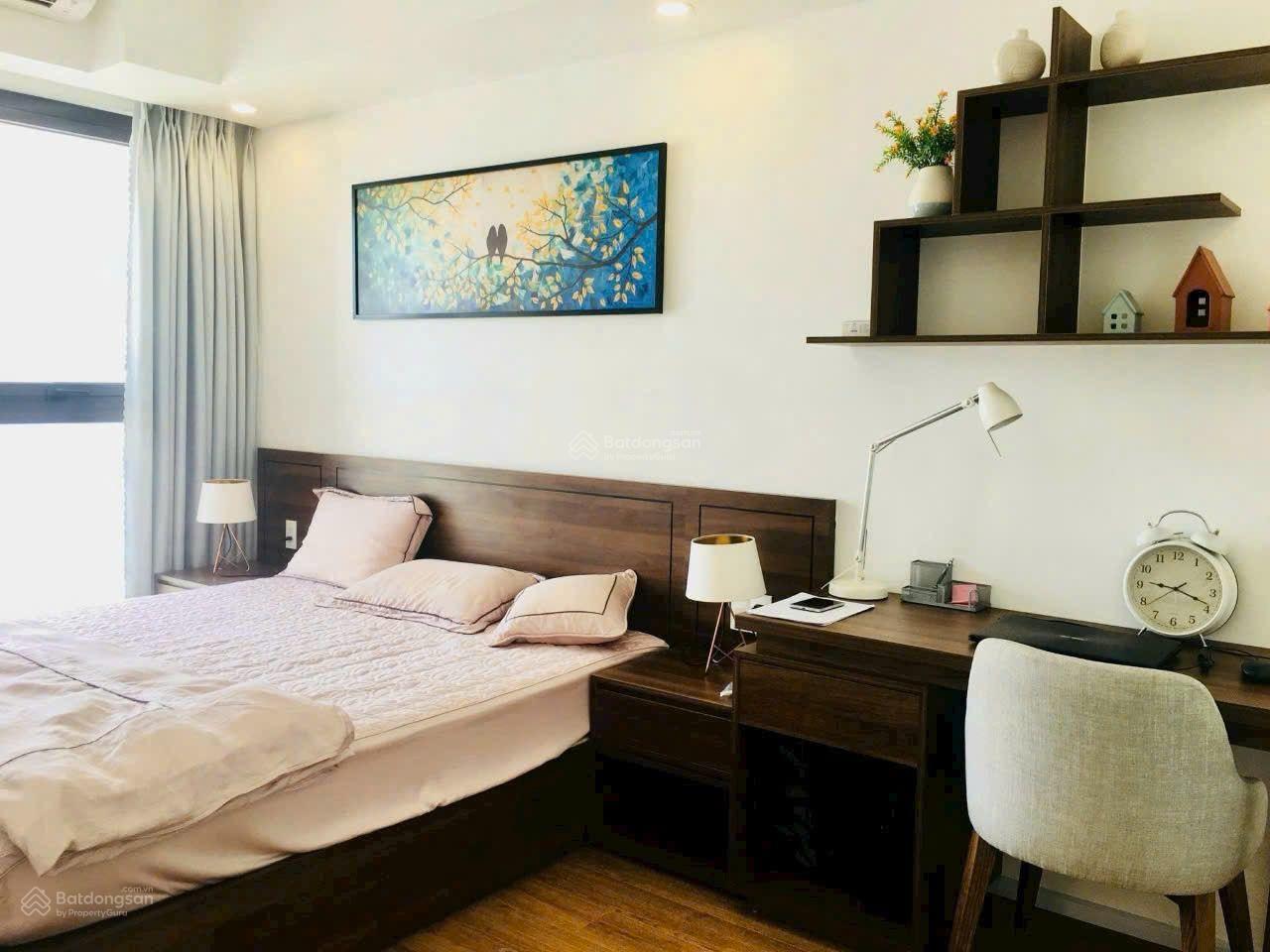 Căn hộ chính chủ, 2PN view sông Hàn, giá tốt, tầng cao. Đang cho thuê 18 tr/tháng