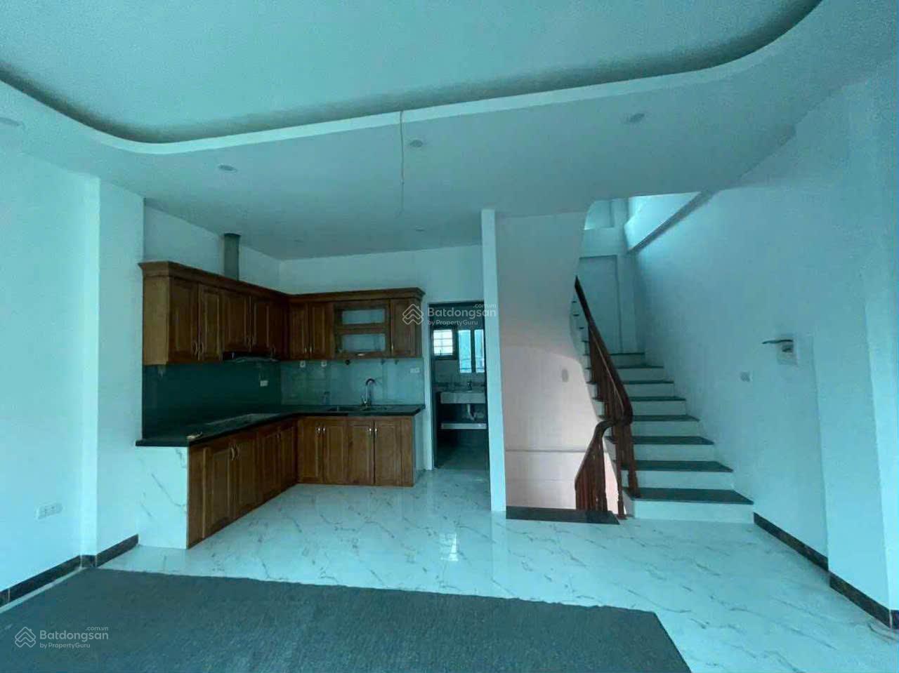 Chủ định cư Gửi Bán gấp nhà Đẹp Tự Xây 5 Tầng- Mặt Tiền Rộng- Gần Chợ, Đại Học- Phú Lãm, Hà Đông