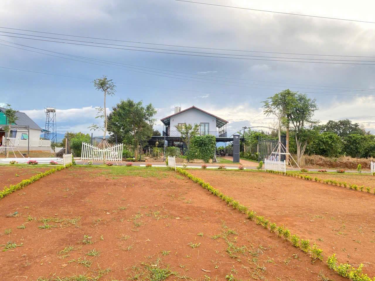ĐẤT VIEW ĐẸP GIÀNH CHO NHỮNG NGƯỜI ĐẸP VÀ DỊU DÀNG