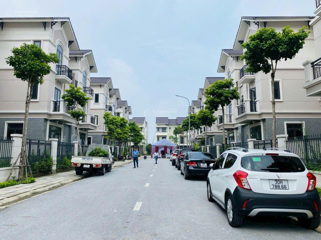 Sở Hữu Biệt Thự Song Lập 135m² Tại Centa City Chỉ 8,6 Tỷ , Sổ Hồng Chính Chủ gần Ngay Long Biên Sở Hữu Biệt Thự Song Lập 135m² Tại Centa City Chỉ 8,6 Tỷ , Sổ Hồng Chính Chủ gần Ngay Long Biên