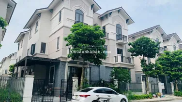 Sở Hữu Biệt Thự Song Lập 135m² Tại Centa City Chỉ 8,6 Tỷ , Sổ Hồng Chính Chủ gần Ngay Long Biên