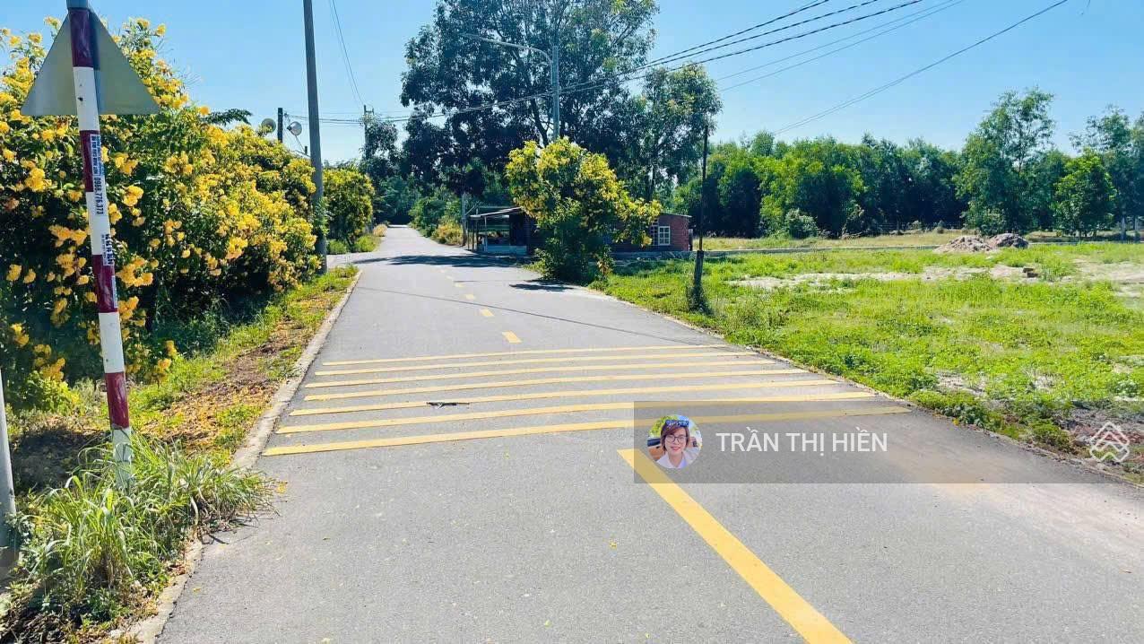 2 lô liền kề đối diện trường tiểu học Long Mỹ - TT Phước Hải; Cách biển Phước Hải chỉ 3km; 10x33m