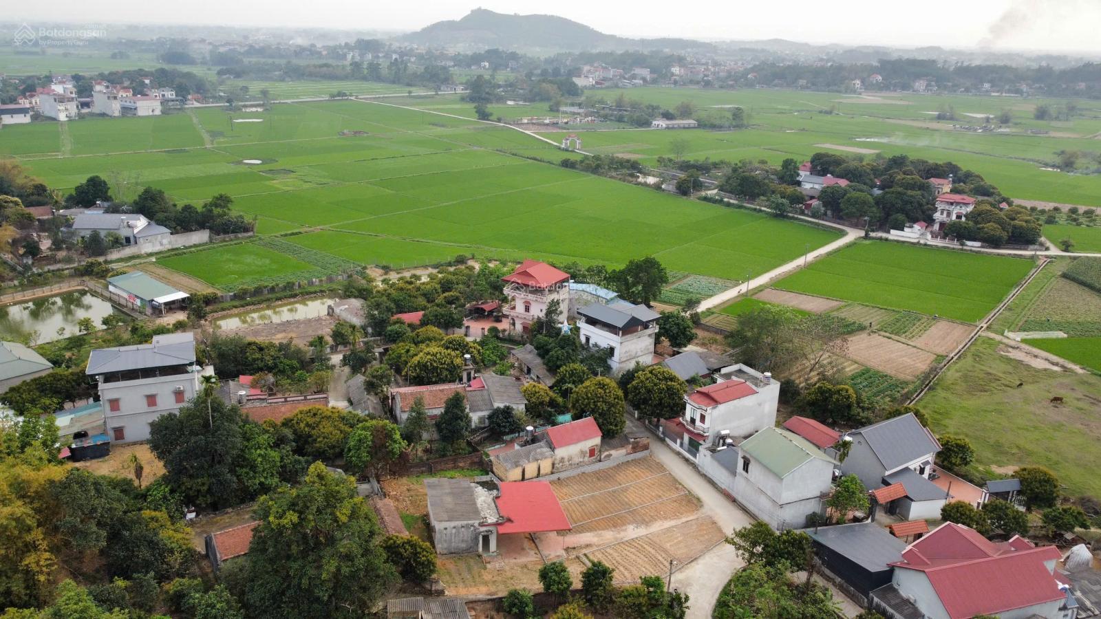 Chính chủ bán lô đất 108m2 tại Đại Hoá - Tân Yên, cách KCN Phúc Sơn đang triển khai 8p đi xe