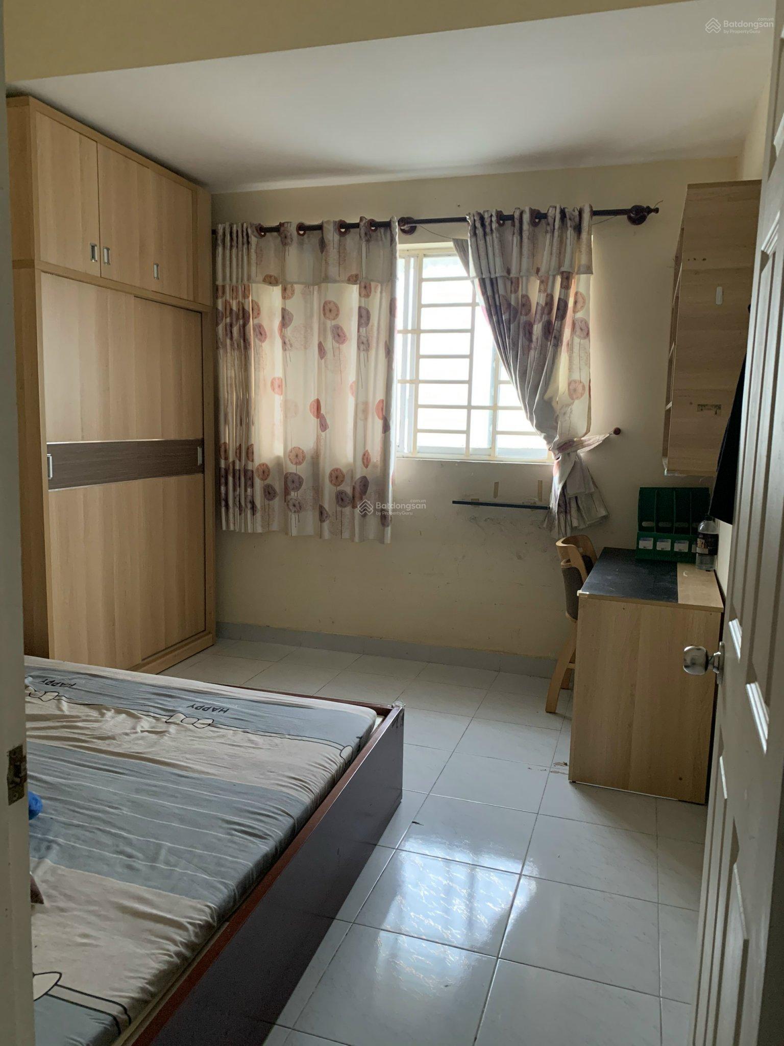 Cần bán gấp căn hộ Lê Thành block B DT 71m2, 2 phòng, 1WC giá 2.25 tỷ