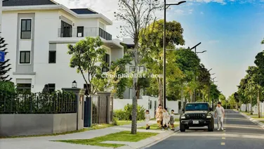 Dừng khoảng chừng là 5 giây...chốt ngay siêu phẩm biệt thự căn góc view sông giá siêu hời