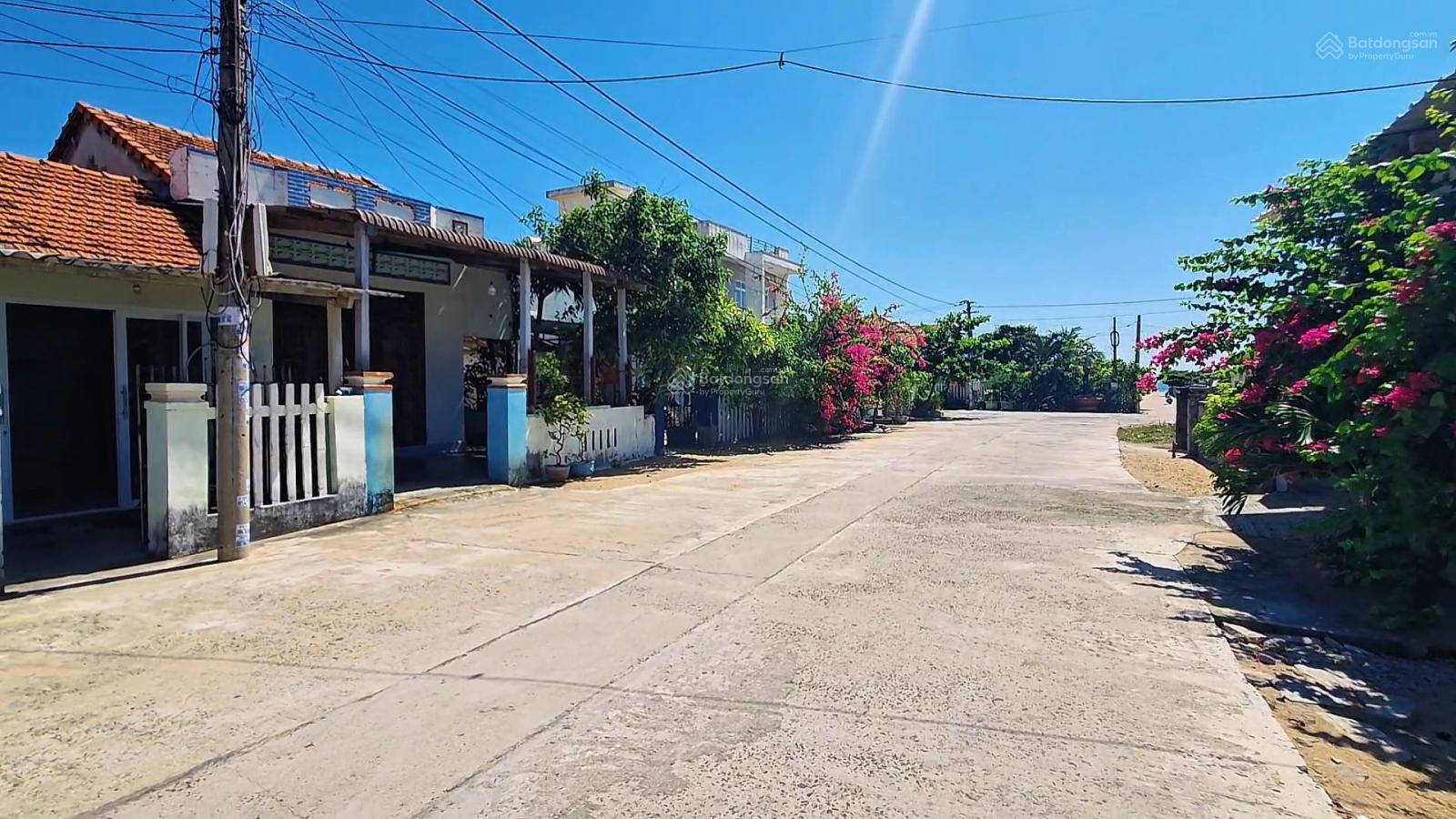 Cần bán lô đất 390m2, gần Biển Làng Lò 100m. Gần sân bay Tuy Hòa 7km