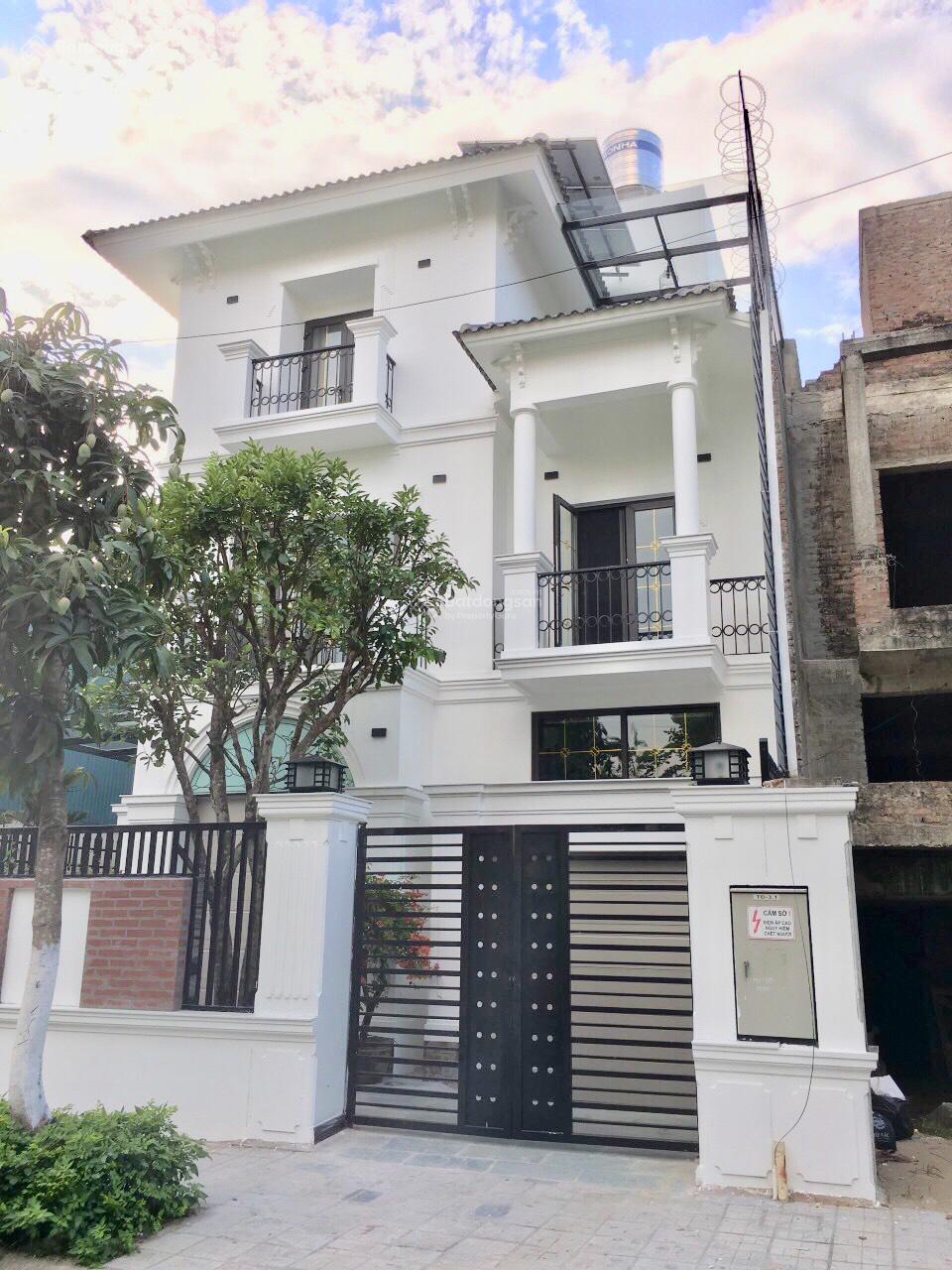 Sở hữu ngay hôm nay cơ hội vàng chỉ có 1 lần - biệt thự giá chỉ 28.x tỷ. Liên hệ Em 0928 036 ***