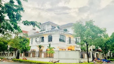 Sở hữu ngay hôm nay cơ hội vàng chỉ có 1 lần - biệt thự giá chỉ 28.x tỷ. Liên hệ Em 0928 036 ***