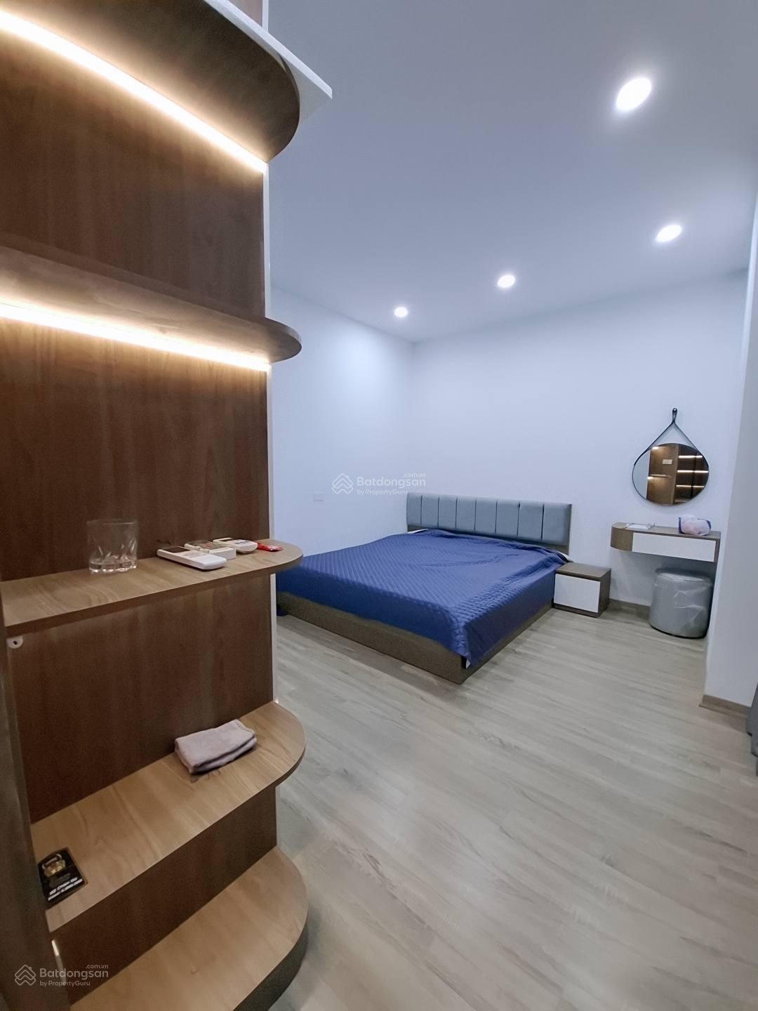 Hiếm! Hơn 4 tỷ căn hộ siêu đẹp tòa 151 Nguyễn Đức Cảnh 2PN rộng full nội thất cao cấp gần hồ Đền Lừ