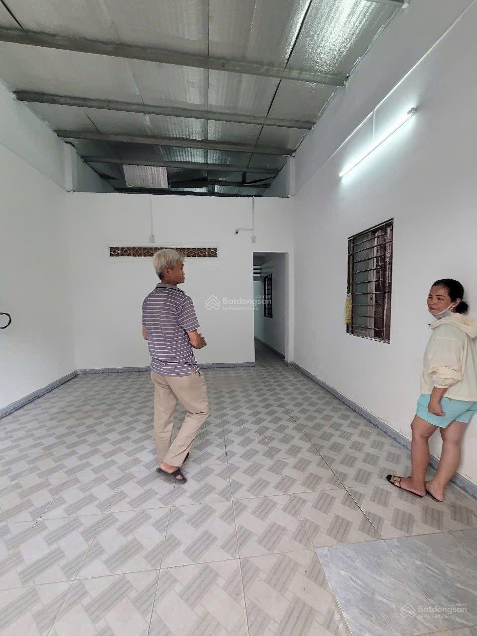 Bán nhà cấp 4, 4m2x12m, sát KDC An Sương, cách hẻm xe tải 20m, 3,2 tỷ. Q12