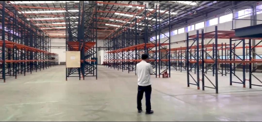 Cho thuê xưởng 7200m2 trong KCN Nhơn trạch, giá cực rẻ 80 nghin/m2