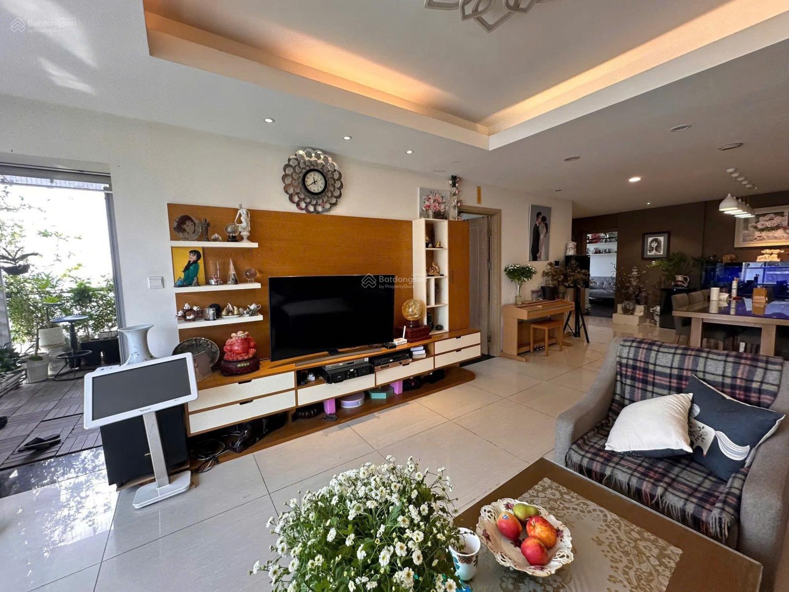 (Mới) chuyển nhà xuống ở với con tôi cần bán căn hộ 3N căn góc ban công ĐN, ĐB tại Imperia Garden