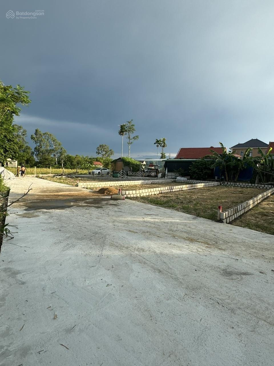 Đất Hương Chữ ngay đường Phan Kế Toại - dưới Đường Tránh Huế chỉ 500triệu Đất Hương Chữ ngay đường Phan Kế Toại - dưới Đường Tránh Huế chỉ 500triệu