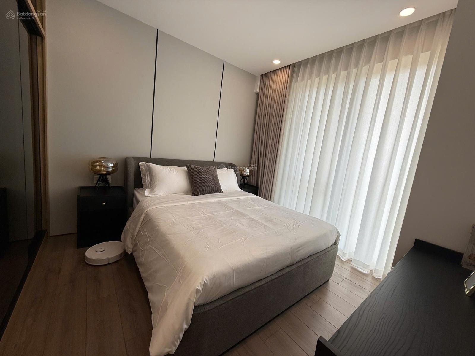 Bán căn hộ chung cư tại Đường Nguyễn Đức Cảnh, 18 tỷ, 128m2, giá siêu hời, view đẹp