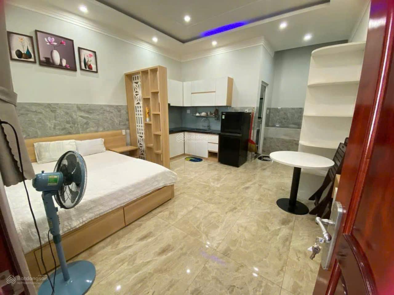 Cho thuê căn hộ đầy đủ nội thất ngay đường Phan Trung, 5 triệu/tháng