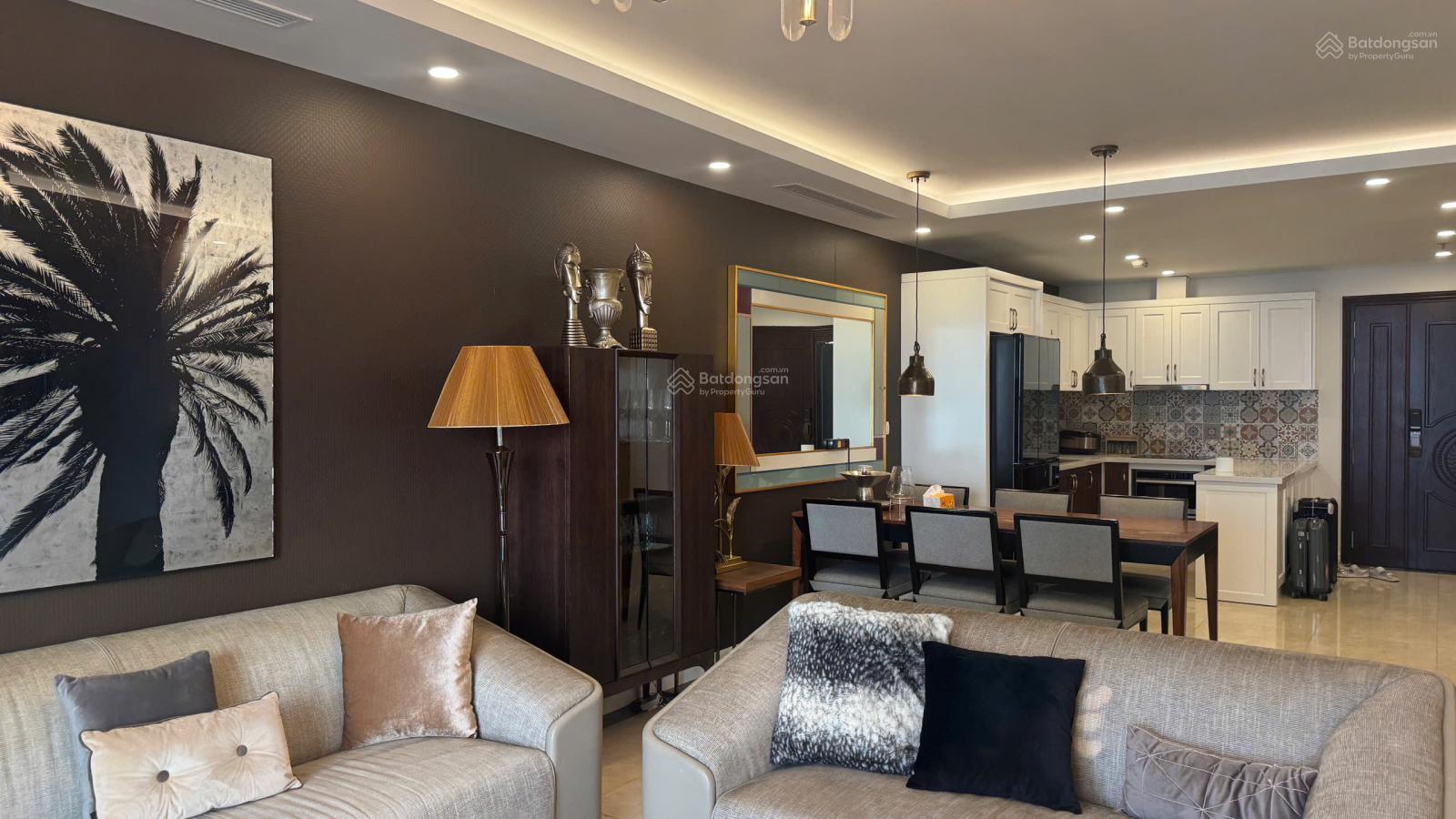 Cần bán gấp căn hộ tại Ha Noi Aqua Central 44 Yên Phụ, DT 120m2 3PN, full nội thất. LH 0973 077 ***