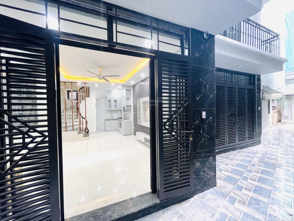 Bán nhà 5 tầng Ngọc Trục. Mới xây đẹp. 32m2. Gần đường oto. 5,6 tỷ. 0902 160 *** Bán nhà 5 tầng Ngọc Trục. Mới xây đẹp. 32m2. Gần đường oto. 5,6 tỷ. 0902 160 ***