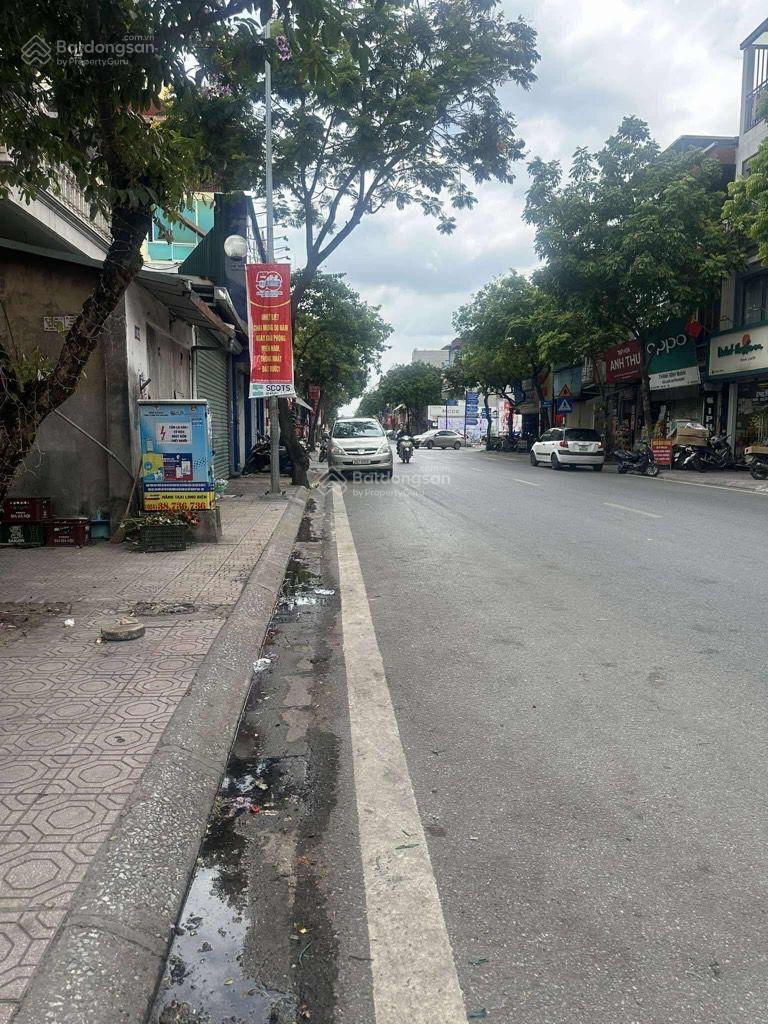 Siêu hiếm đất Đức Giang 40m2 ô tô 7 chỗ thông vào đất Siêu hiếm đất Đức Giang 40m2 ô tô 7 chỗ thông vào đất