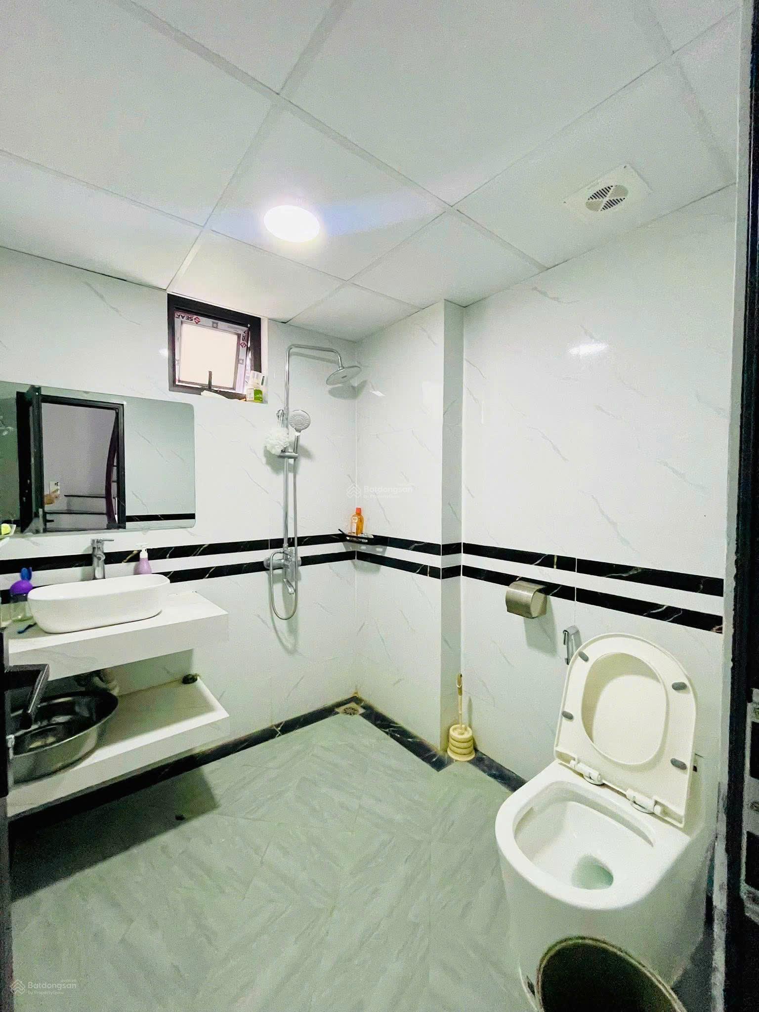 BÁN NHÀ NGỌC HÀ  LÔ GÓC 3 MẶT THOÁNG SÂN RỘNG  37M25 TẦNG9.2 TỶ  BA ĐÌNH - HÀ NỘI GÍA RẺ