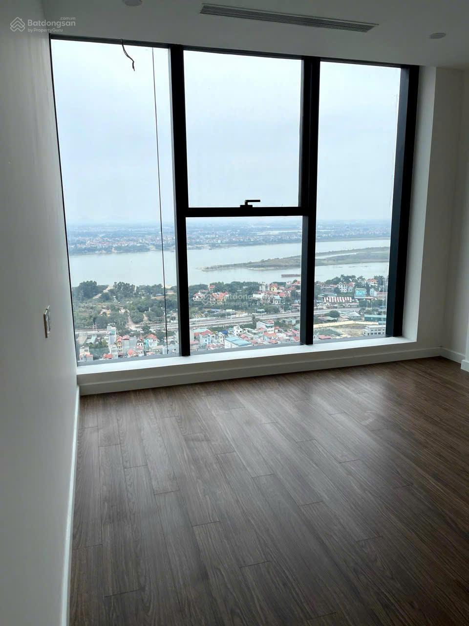 Chính chủ bán căn duplex 210m2 giá tốt tại Sunshine City, view sông Hồng, sổ đỏ CC. LH 0965 666 ***