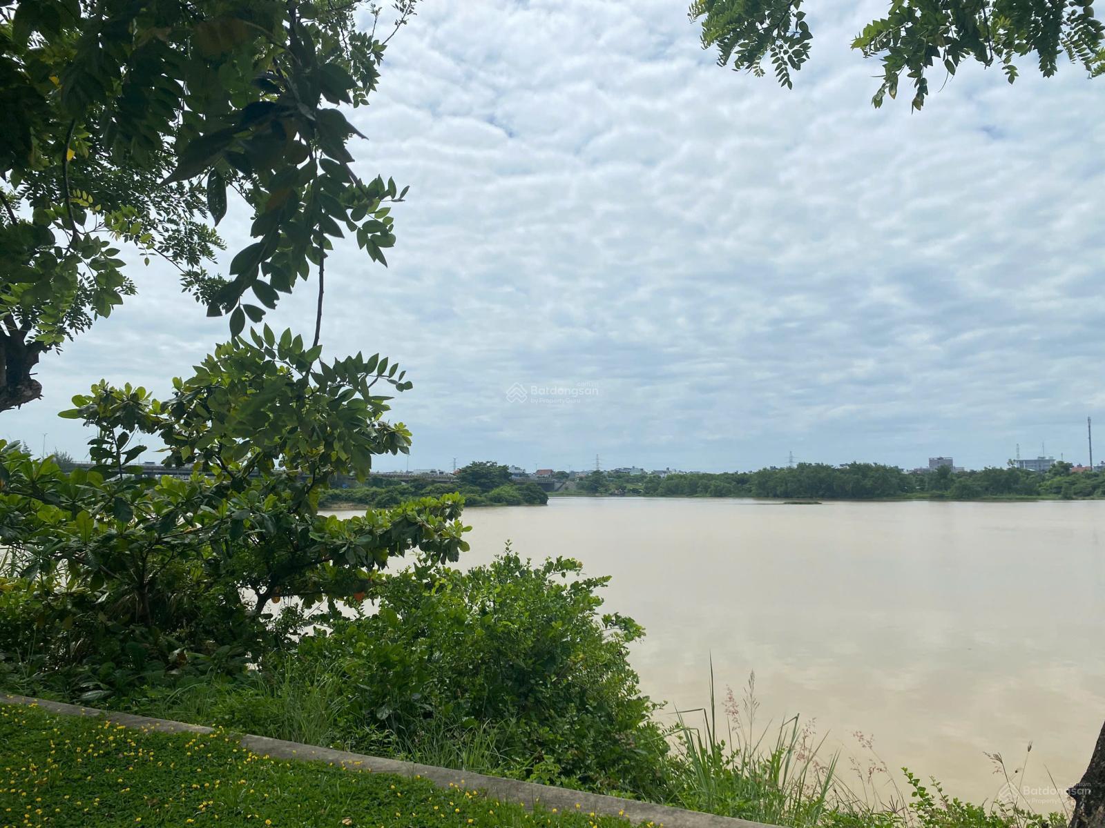 CẦN BÁN LÔ GÓC 2MT VIEW SÔNG KHU BIỆT THỰ ĐẢO NỔI- KHUÊ TRUNG- CẨM LỆ . GIÁ RẺ NHẤT THỊ TRƯỜNG