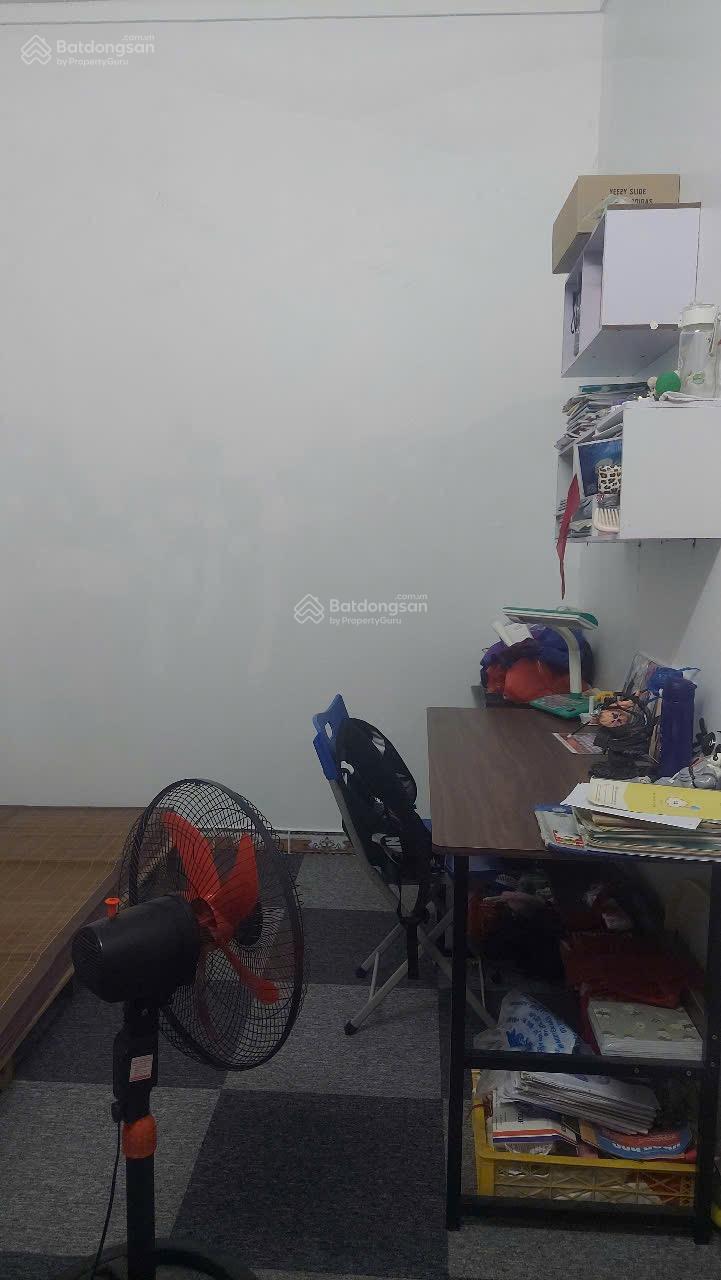 Bán nhà mặt đường lô góc phố Chùa Hàng