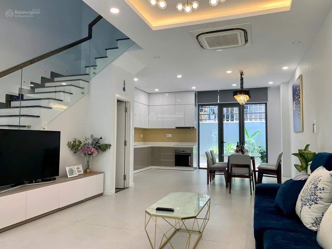 Cho thuê BT Lavila KDC ven sông 6 x 17,6m full 4PN giá 19tr/th, LH: 0938 399 ***