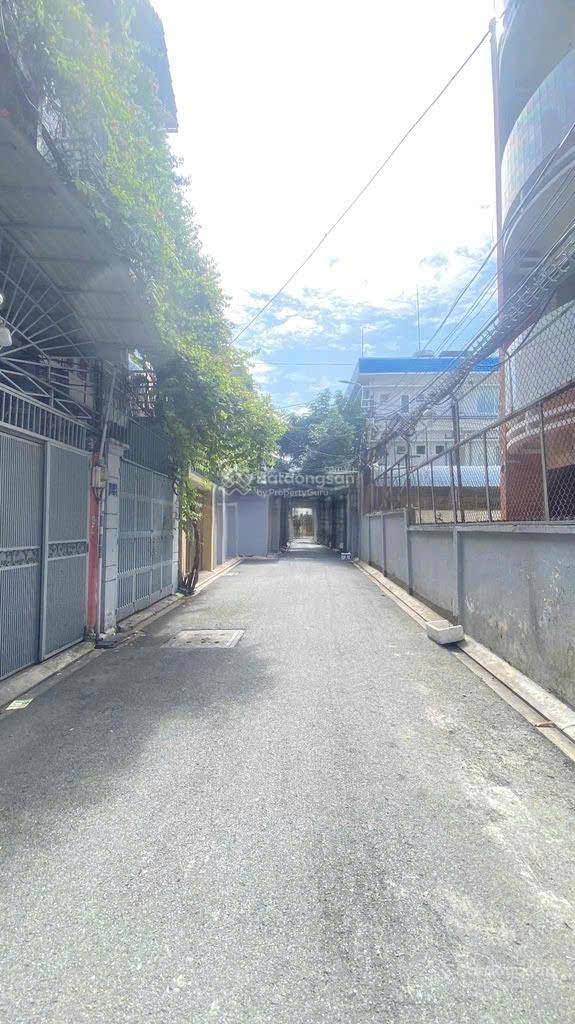 Nhà cho thuê tại Bạch Đằng, P. 2, Q. Tân Bình, khu VIP gần sân bay. LH 0906 389 ***