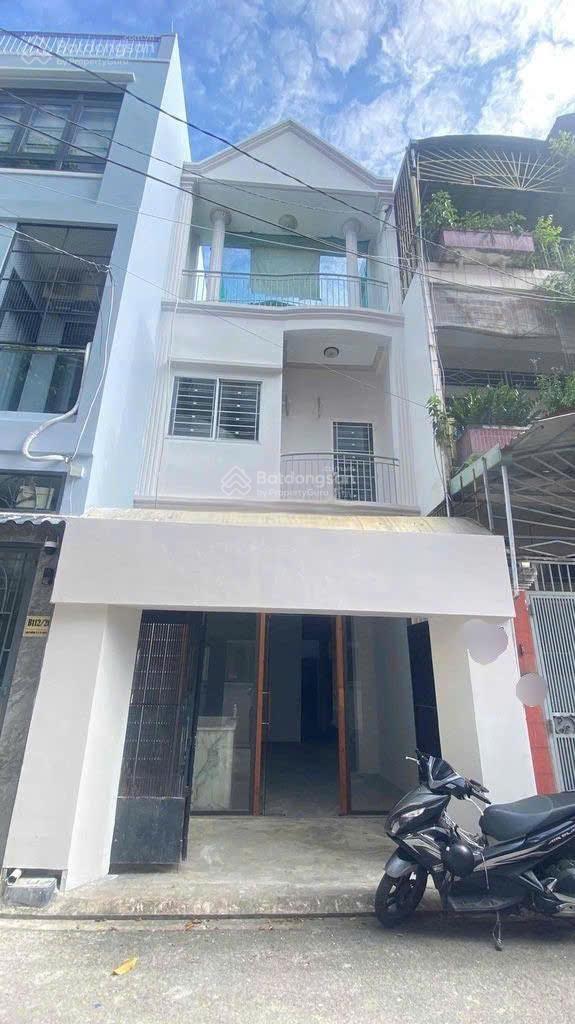 Nhà cho thuê tại Bạch Đằng, P. 2, Q. Tân Bình, khu VIP gần sân bay. LH 0906 389 ***