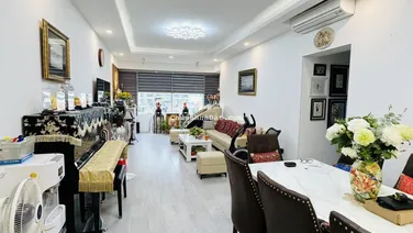 Bán căn hộ 3PN + 1 phòng kho - 135m2 full nội thất đẹp