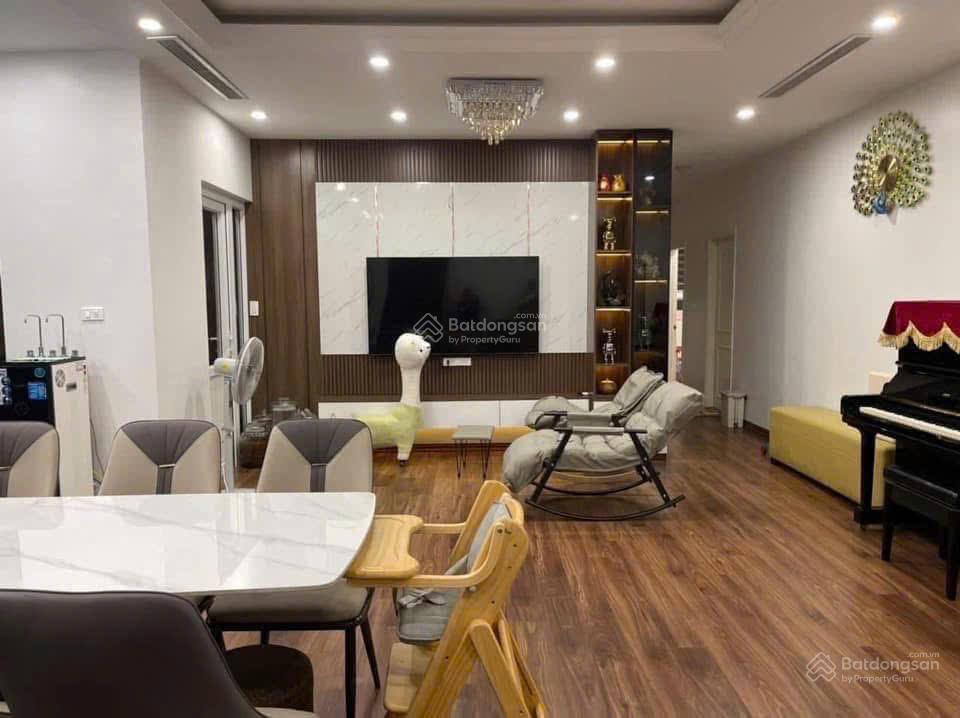 Bán căn hộ 117,4m(3N2WC) Sẵn sổ, full nội thất, giá 9.9 tỷ tại Bamboo Airway 265 Cầu Giấy. Bán căn hộ 117,4m(3N2WC) Sẵn sổ, full nội thất, giá 9.9 tỷ tại Bamboo Airway 265 Cầu Giấy.
