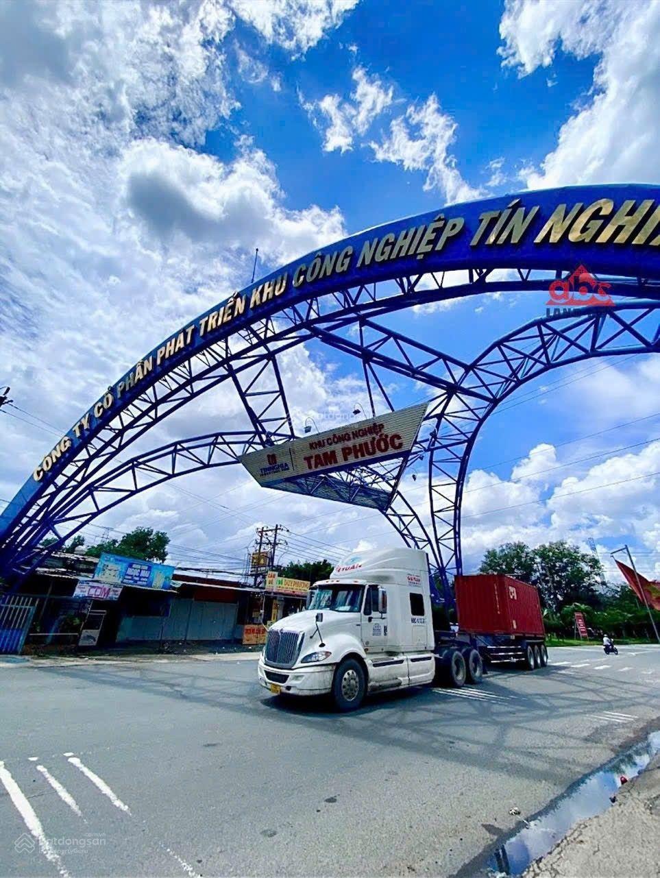 Cho thuê xưởng 1000m2 KCN Tam Phước TP.Biên Hoà Đồng Nai-giá 114.000/m2. Đã bao gồm phí quản lý