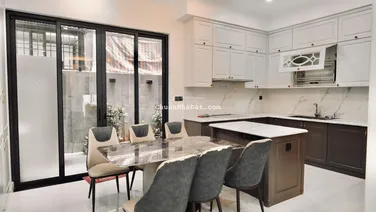 Ngọc Trai Vin Marina 90m2, full nội thất, thang máy, chỉ 14,2 tỷ, thỏa thuận được