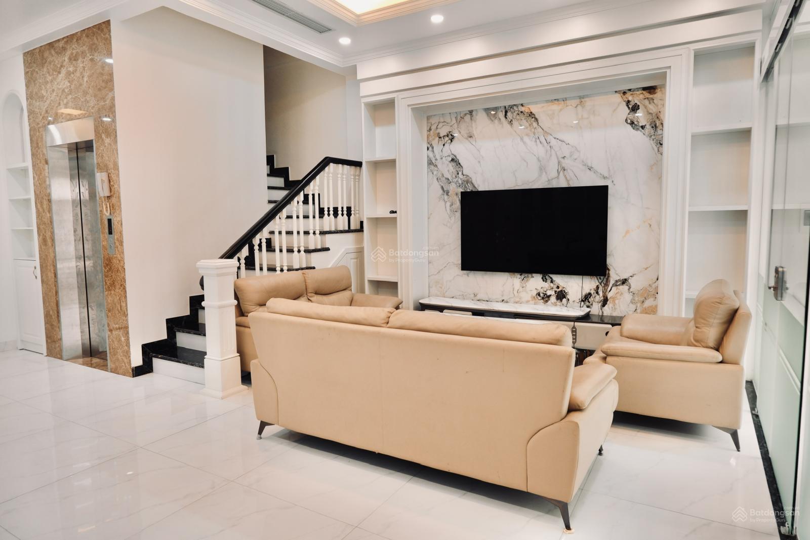 Ngọc Trai Vin Marina 90m2, full nội thất, thang máy, chỉ 14,2 tỷ, thỏa thuận được