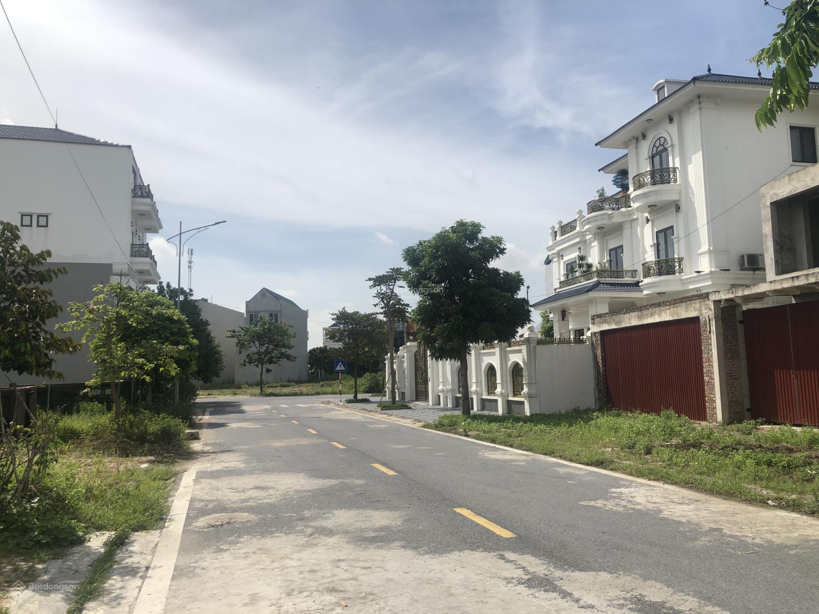 Bán đất dân cư mới Nu 9 Liên Phương, View biệt thự Trục chính nối HY3, DT 100m2, giá 7.6 tỷ.