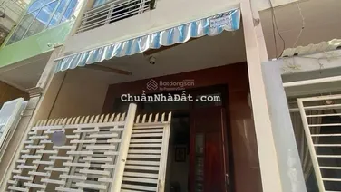Bán nhà 4 tầng hẻm Tuệ Tĩnh, Nha Trang. Ngay trung tâm TP, gần biển. Giá bán: 7,7tỷ. LH: 0901 925 ***