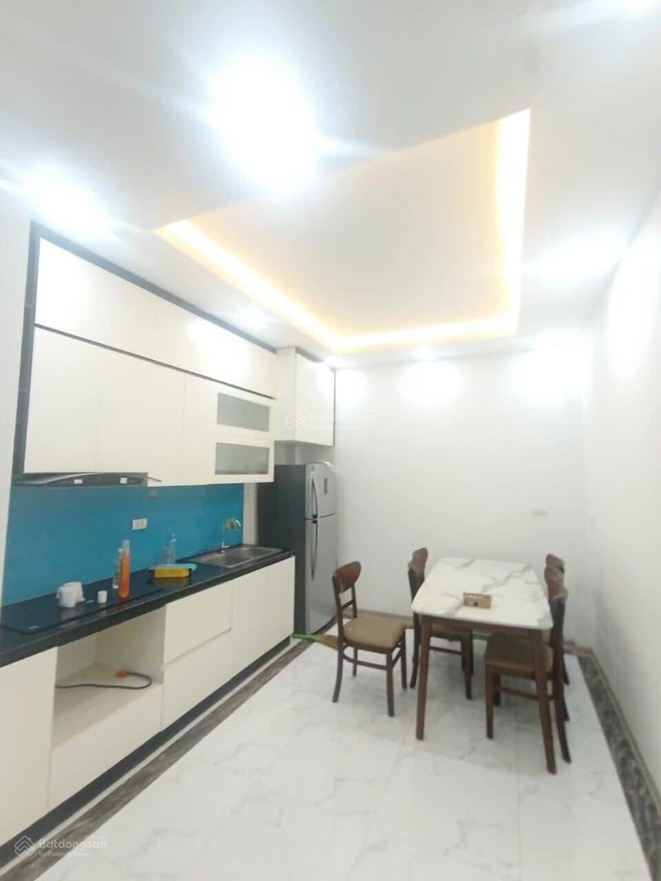 Cho thuê nhà mặt phố Quang Trung, Hà Đông 10 triệu. Lh0963 253 *** Cho thuê nhà mặt phố Quang Trung, Hà Đông 10 triệu. Lh0963 253 ***