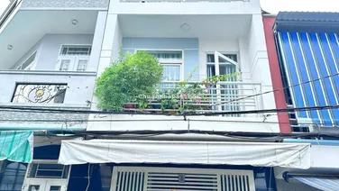 MẶT TIỀN TRẦN VĂN KIỂU, 4 TẦNG ĐÚC KIÊN CỐ, Ở VÀ KINH DOANH, QUẬN 6, KHU BÌNH PHÚ, VỊ TRÍ SIÊU ĐẸP