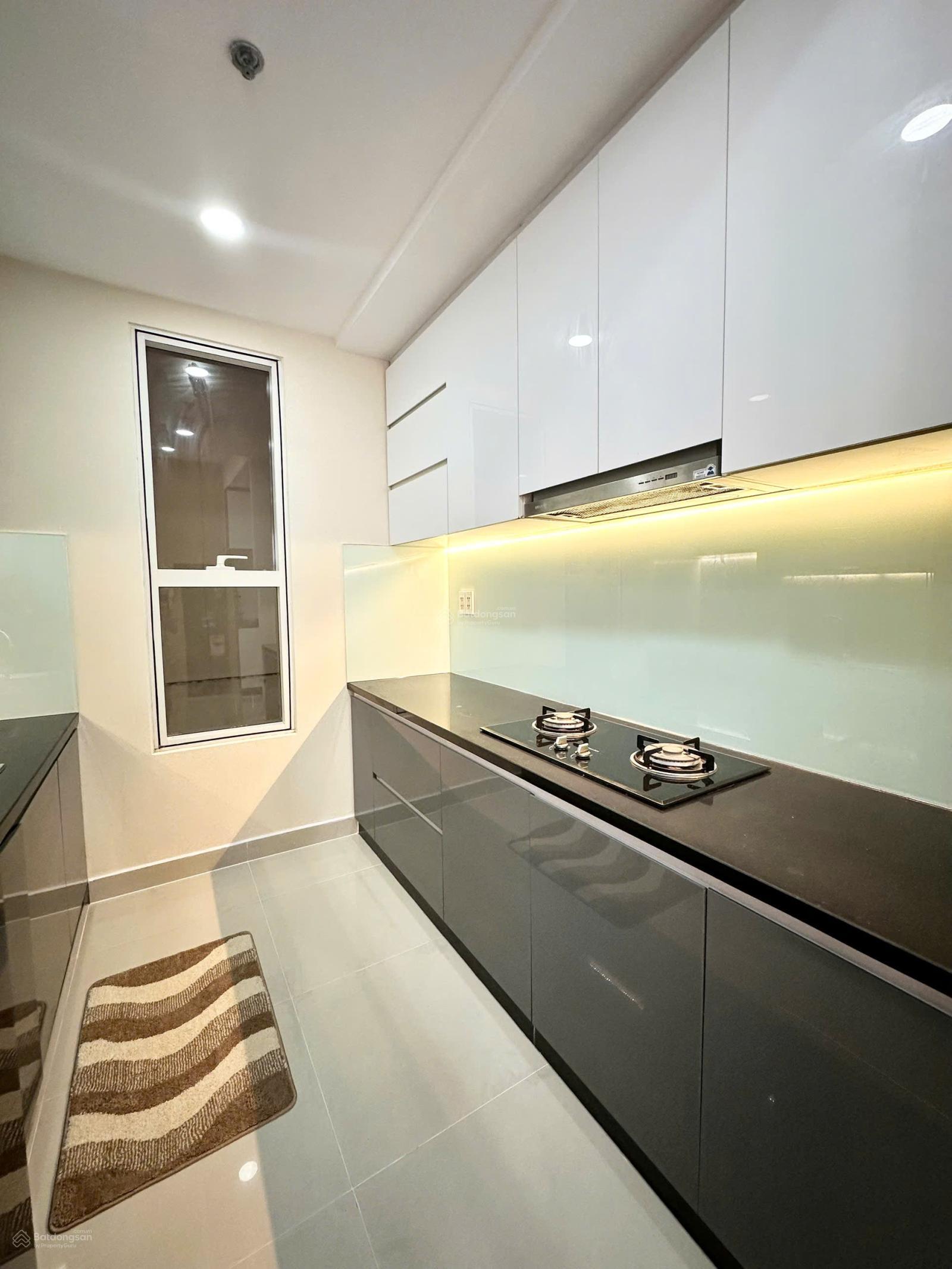 Cho thuê căn hộ 2PN, 2WC tại Oriental Plaza, 9 triệu VND, 78m2, giá siêu hời