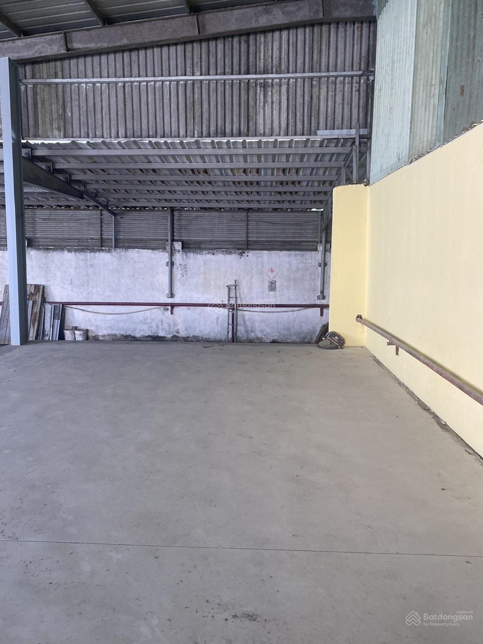 Cho thuê gấp kho, xưởng mặt tiền đường Trần Đại Nghĩa. Đậu xe Container, xe tải thoải mái.