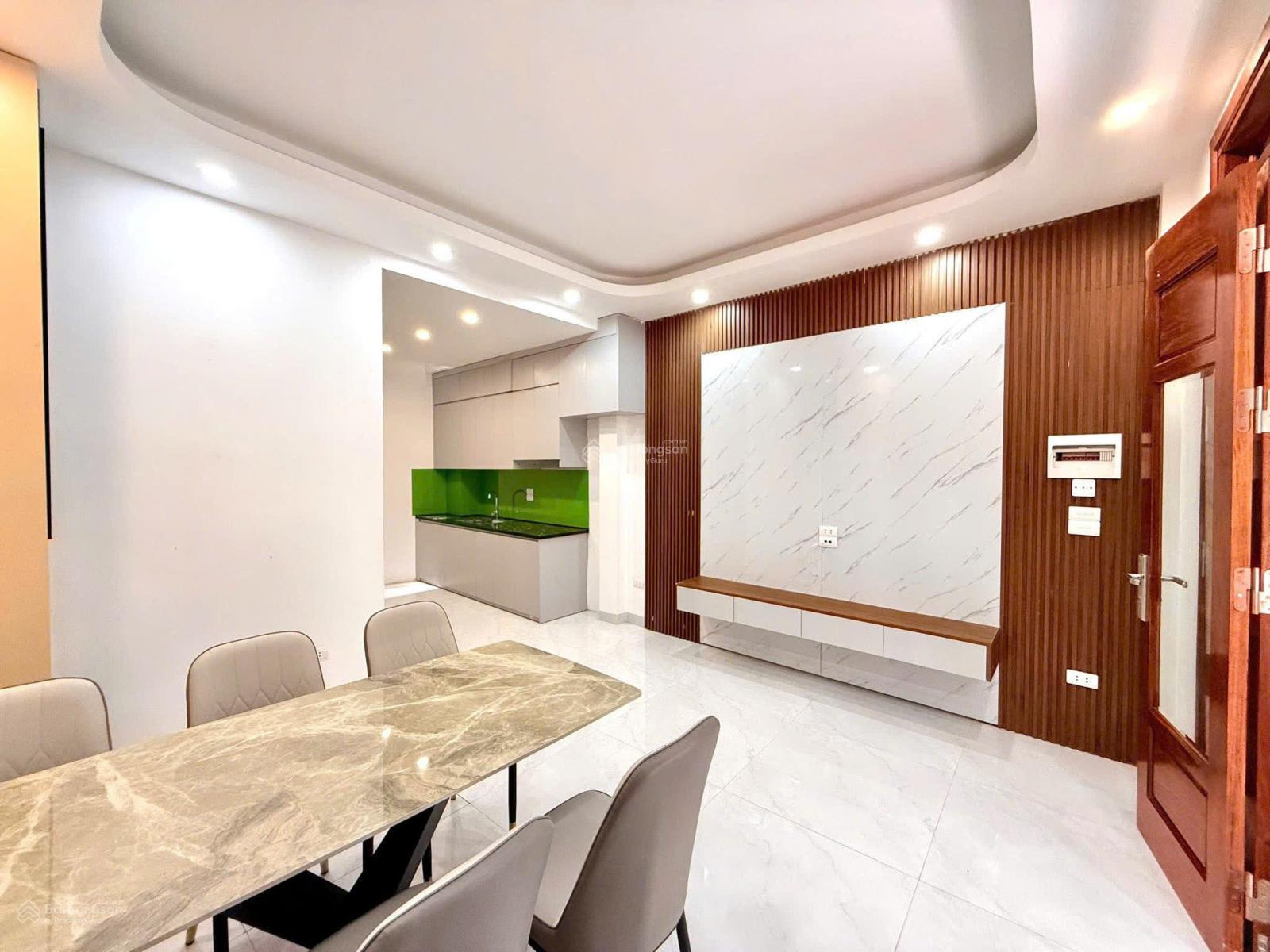 Bán nhà Văn Chương 6 tầng thang máy 36m2 mặt tiền đẹp nở hậu 9.5 tỷ Đống Đa