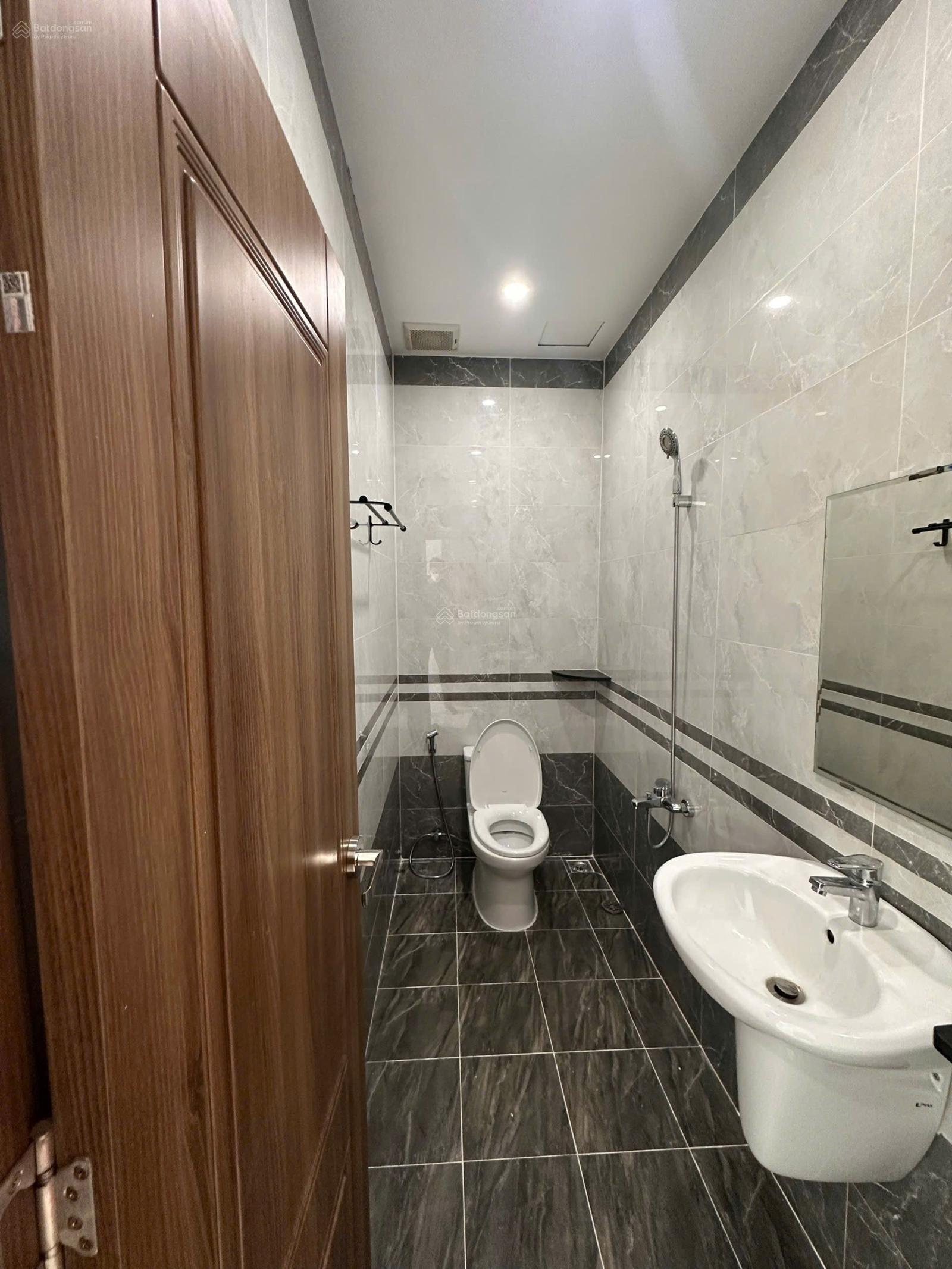 Nhà 1 Trệt 1 Lầu 4x17m 2 Phòng 3 wc hẻm 11 đường 38 Lê Văn Thịnh Tel 0906 856 *** Thanh Sang