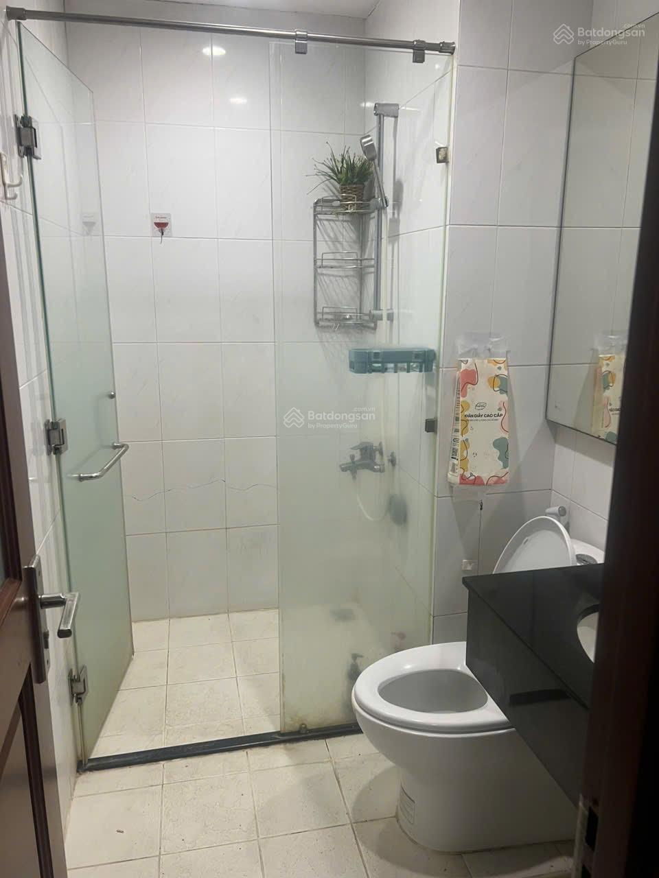 Cho thuê CC Cộng Hòa Plaza, 20 triệu, 100m2, 3PN, 2WC, hướng Nam, Bắc Cho thuê CC Cộng Hòa Plaza, 20 triệu, 100m2, 3PN, 2WC, hướng Nam, Bắc