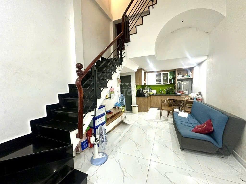 Nhà khu vực hiếm có Lý Thường Kiệt (4x10)m | ngay Cư Xá Lữ Gia Nhà khu vực hiếm có Lý Thường Kiệt (4x10)m | ngay Cư Xá Lữ Gia
